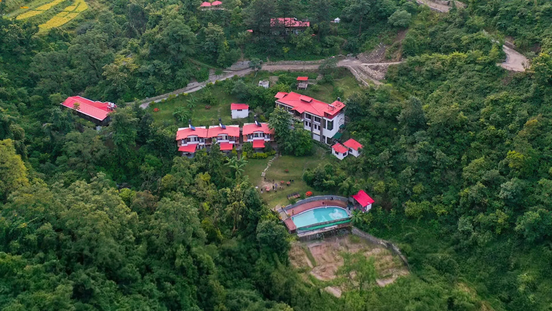 Haut Monde Hill Stream Resort & Spa